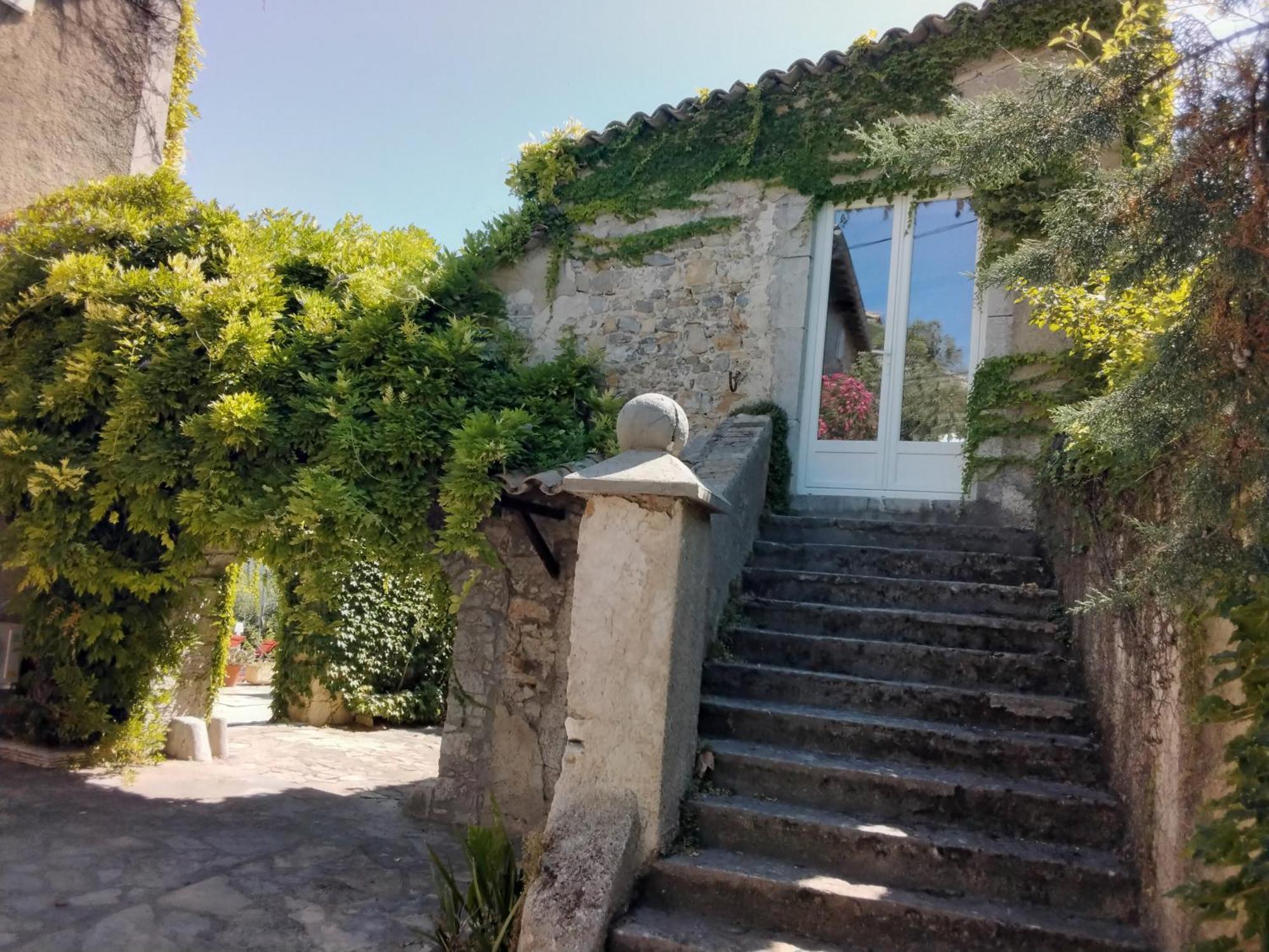 Le Domaine Du Soulier -Gite Et Chambres D'Hotes - La Maison Du Gardien Tornac Kültér fotó