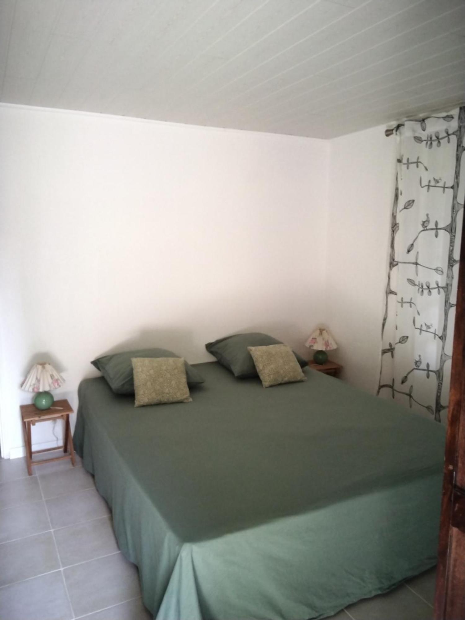 Le Domaine Du Soulier -Gite Et Chambres D'Hotes - La Maison Du Gardien Tornac Kültér fotó